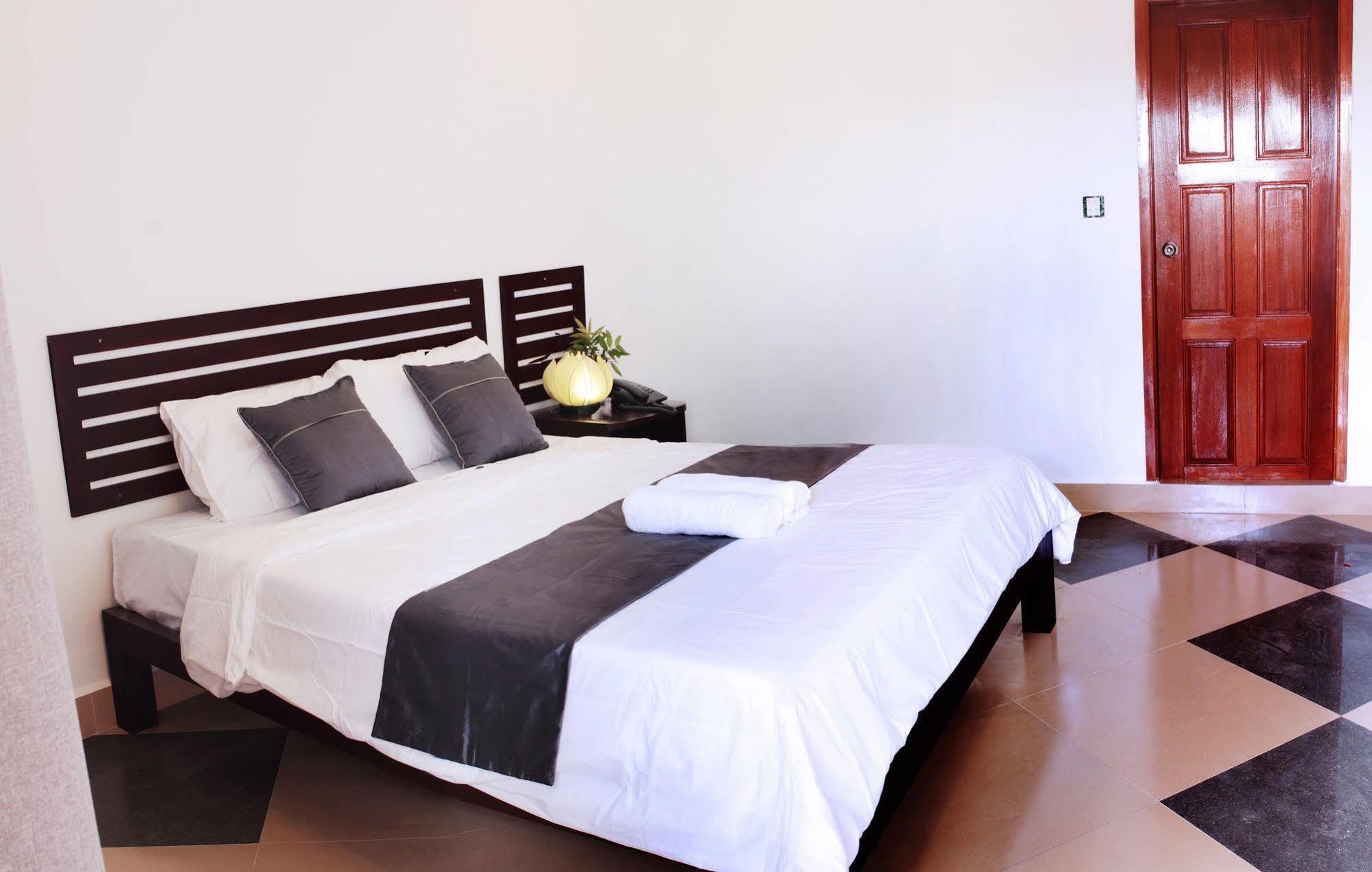 Aime House & Niisaii Apartment Phnom Penh Luaran gambar
