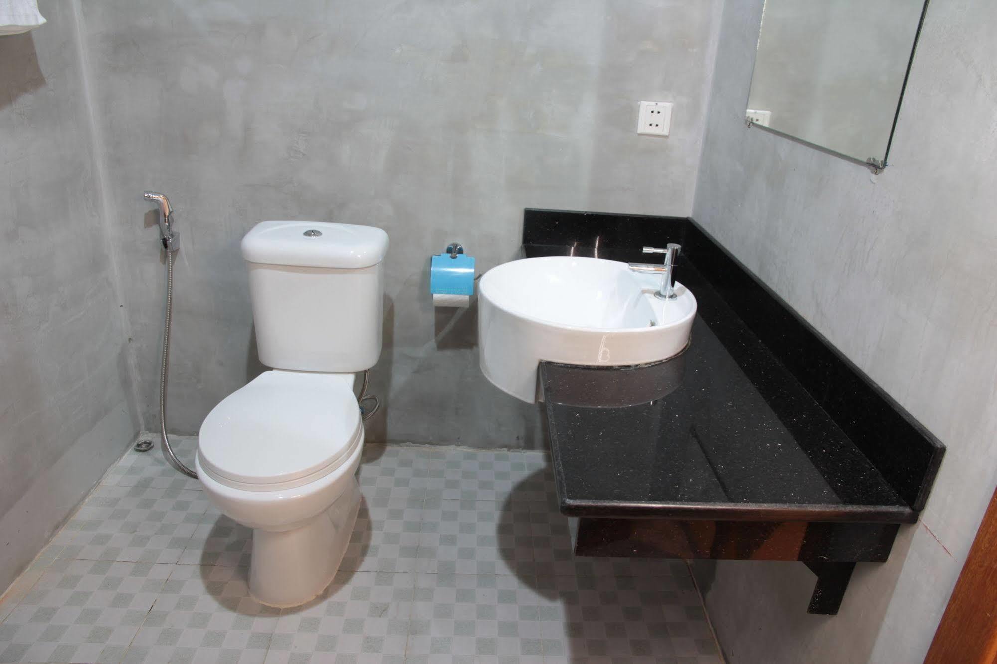 Aime House & Niisaii Apartment Phnom Penh Luaran gambar